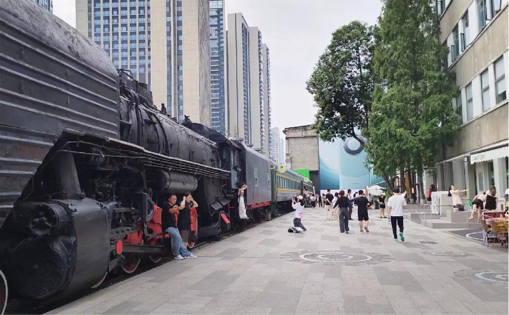 专业解谜：成都私人专业侦探调查公司成功案例解析