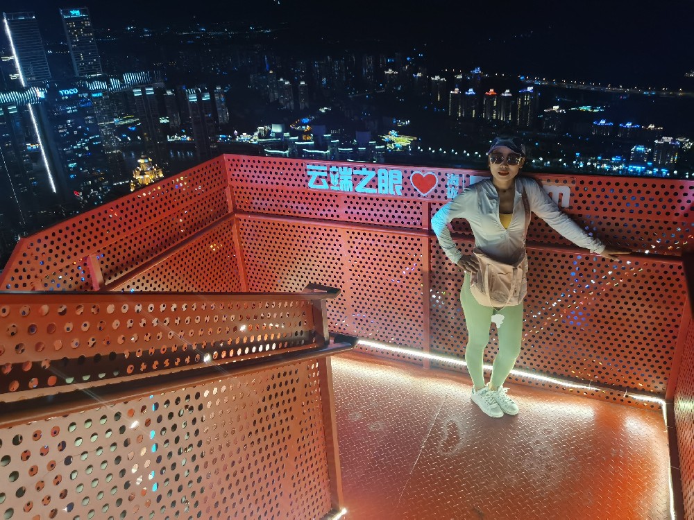 夫妻两地分居下的婚姻维护：调查取证公司的视角与启示