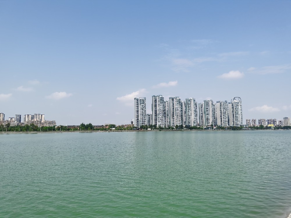 《广东省广州市侦探寻人找人服务公司：专业寻踪，守护希望》