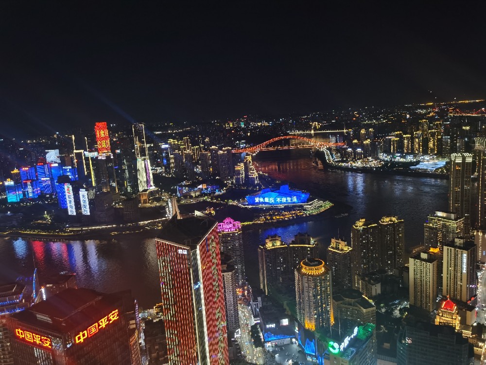 夫妻一方出轨：家庭风暴的连锁反应